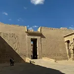 Pyramids Hills History