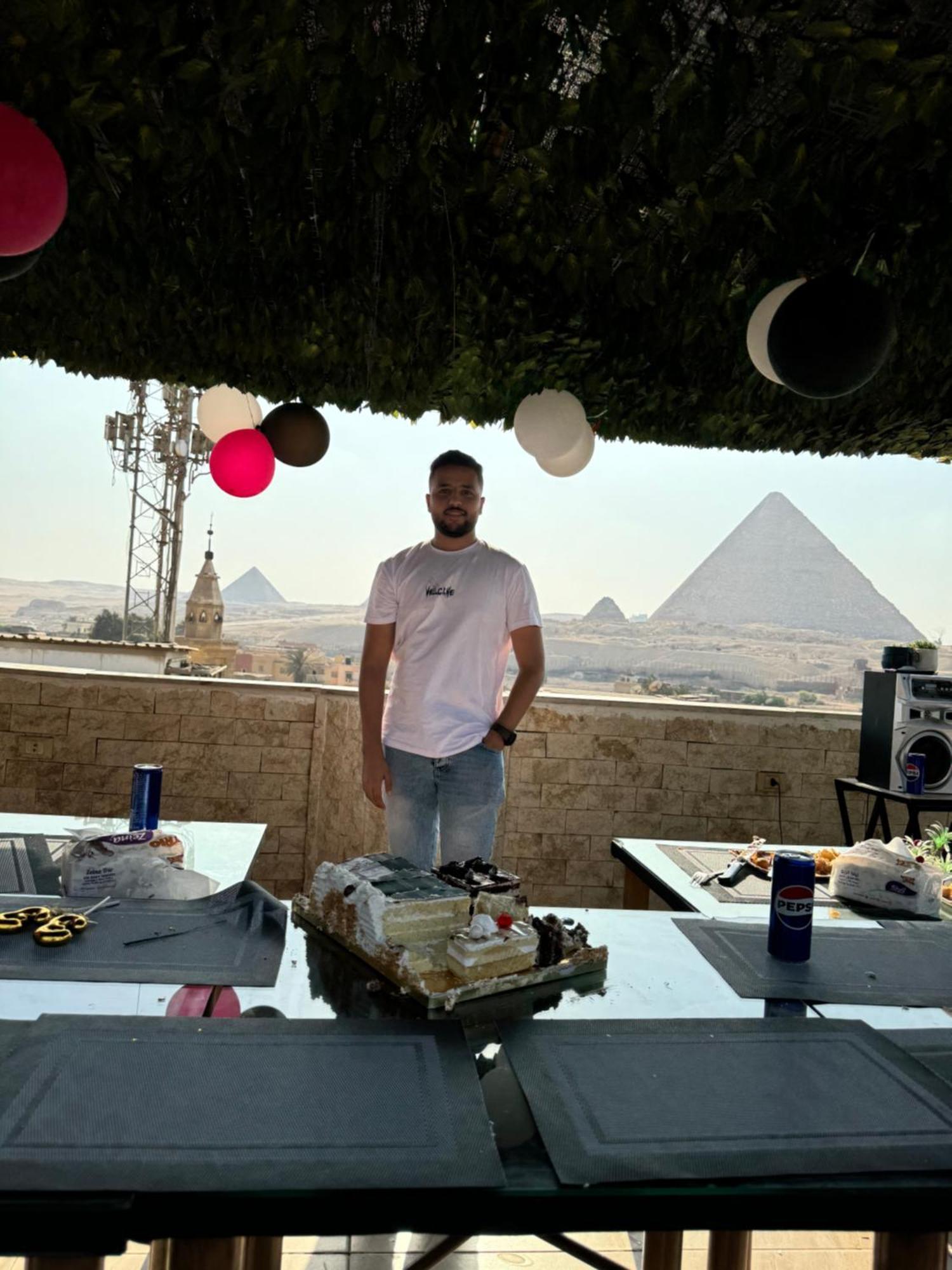 Hotel Pyramids Hills History 3*